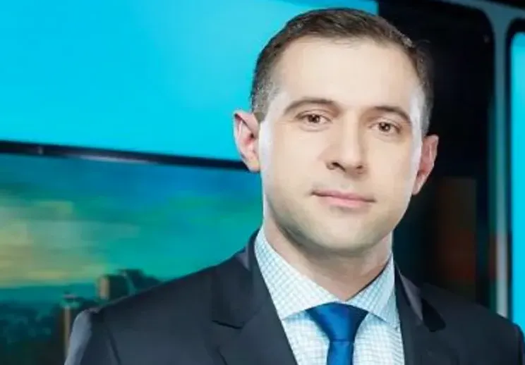 Златимир Йочев  си наруши диетата с вино