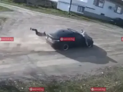 Зловещо: Уволнен за далавери прегази шефовете си – баща и син (2 ВИДЕА)