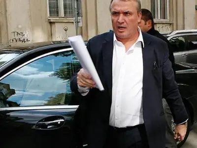 18+! Богомил Манчев забърсал новата си любовница Снежана на s€x оргия при Петя Славова