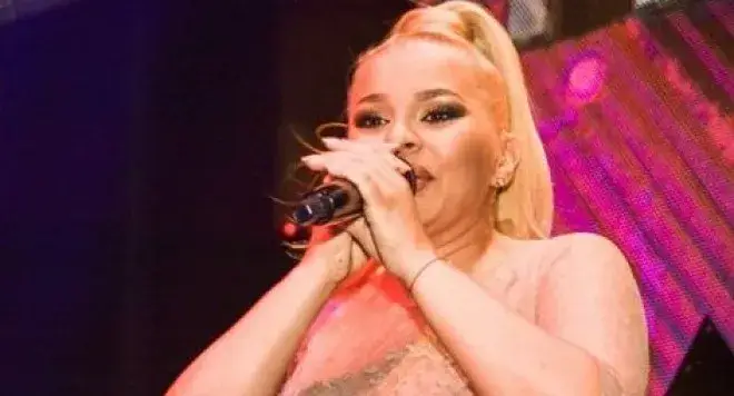 29 години по-късно истината за Деси Слава изплува! Продала се на Пайнера за 120 лева