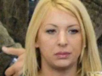 30 години след разстрела: Щерката на Васил Илиев бърка бетон! (СНИМКИ)