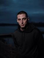 Владо Карамазов показва осъдени на доживотен затвор в изложба (СНИМКИ)