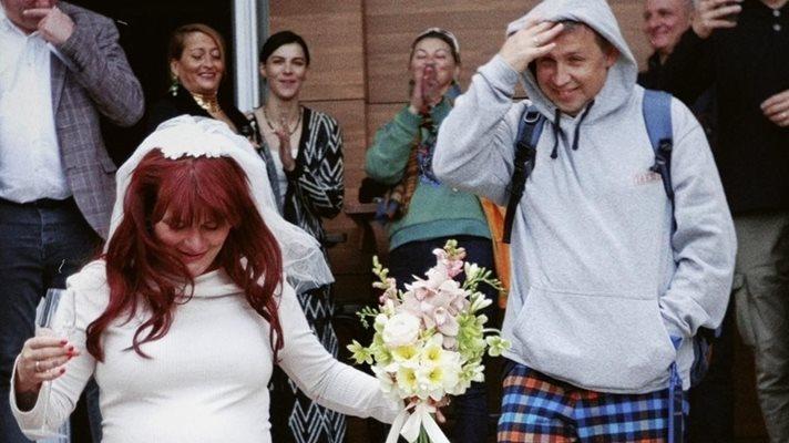 Рут Колева роди син, кръсти го Езра