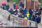 Жителите на „Захарна фабрика“: 30 години бяхме подложени на жесток цигански терор 