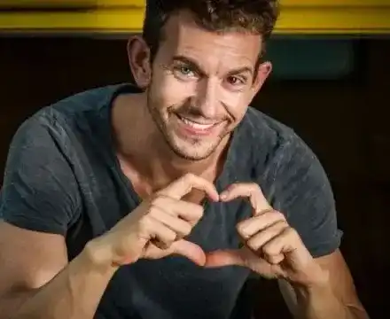 Антон Порязов ОНЕМЯ след разговор с 15-годишно момиче в инстаграм