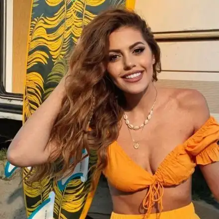 БЕДНОСТТА съпътствала детството на Михаела Филева