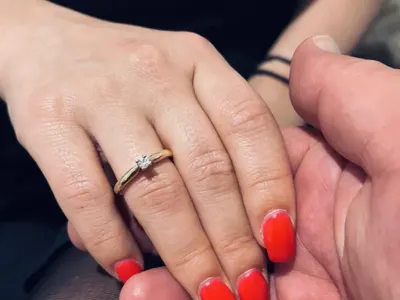 Бивш депутат на ГЕРБ се раздели с жена си и предложи брак на друга СНИМКА