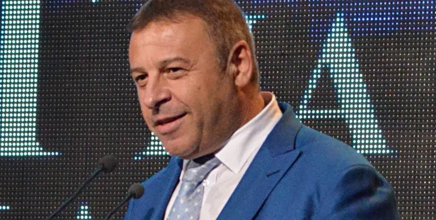 Бившият кмет на Благоевград Атанас Камбитов отново се развихря