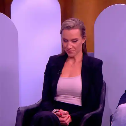 БОМБА!! Дария Симеонова крие тежка раздяла с мъжа си Антон! (моли му се и това е голямата й грешка - ВИЖ ТУК)