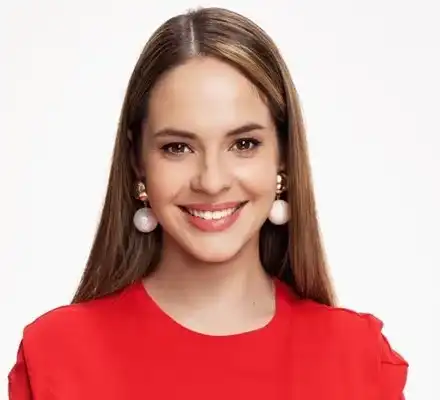 Боряна Братоева призна: За ролята си на учителка черпих вдъхновение от майка си