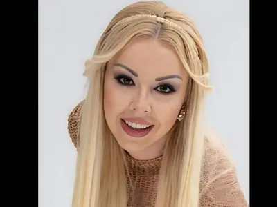 Чалга легендата Кати се РАЗПЪПИ! (ГОРЕЩО ФОТО)