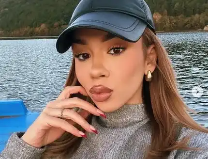 Чалгаджийката Симона наду огромни устни, отрича да е помпала бюста (СНИМКИ)