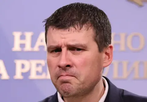 Ченге и кадър на "Промяната" съветват Ивелин Михайлов