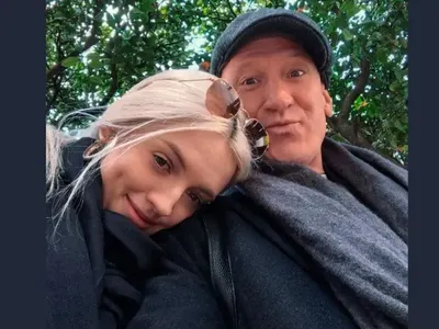 Деян Донков вкарва новата си Анна Кошко в Народния! Вика й Разкошко