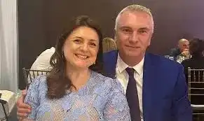 Джейхан Ибрямов опозори жена си, изневери й с блондинка 