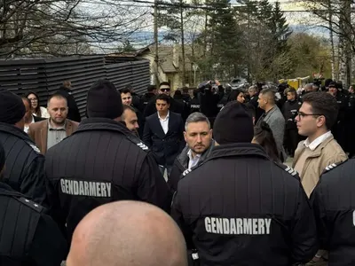 Доганистите се събрали при Петя Славова преди щурма на Сарая