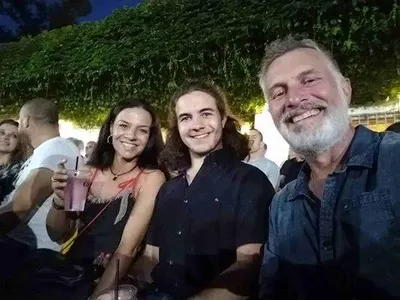 ДОКОГА? Камион помете оперния певец Богомил Спиров