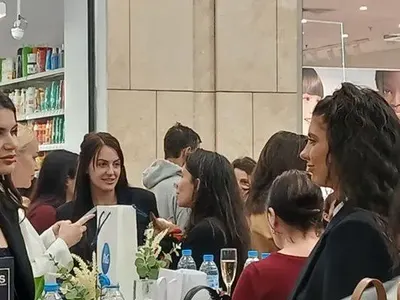 Ергенка цъфна на парти с ремонтиран нос (СНИМКИ)