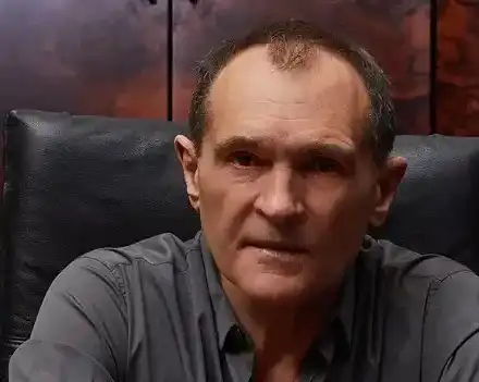 Фиктивни търгове на артефакти: Произходът на колекцията на Васил Божков 