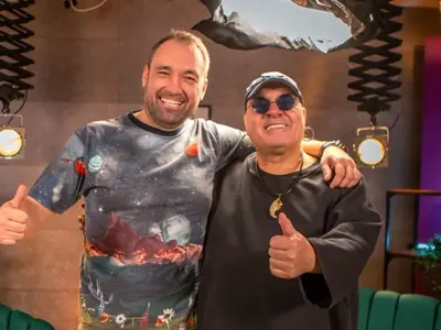 Фънки: Само на Лео давам да ми пика върху китарата