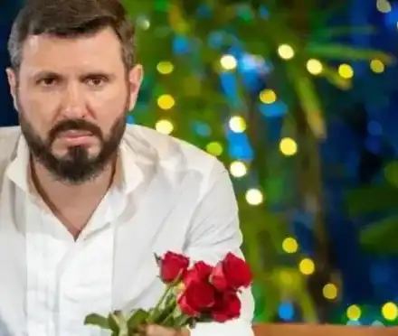 ГАФ: Мартин Елвиса с телефон в „Ергенът”