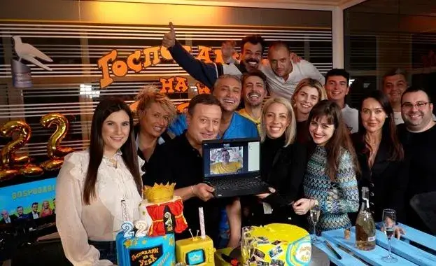 Господарите чукнаха 22 години