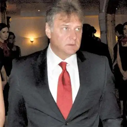 ГРЪМ: Жени Живкова се развежда