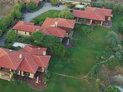 ГРЪМ: Жени Живкова се развежда