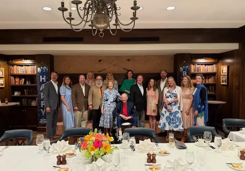 Happy Birthday! 61-вият Държавен секретар на САЩ Джеймс А. Бейкър III отпразнува 95 годишнината си 