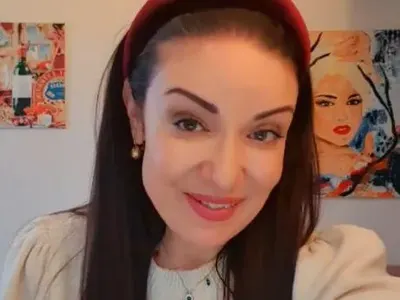 Ирина Тенчева позеленя от яд: С Вихра Петрова са наборки, но тя изглежда като щерка й! (СНИМКИ на бившата на Иван)