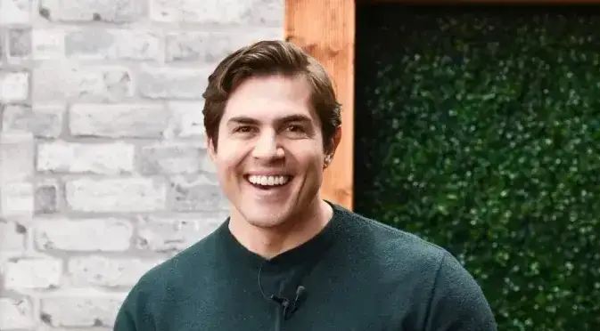 Иво Аръков не гледа телевизия и не следи новини