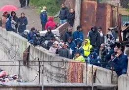 Жителите на „Захарна фабрика“: 30 години бяхме подложени на жесток цигански терор 