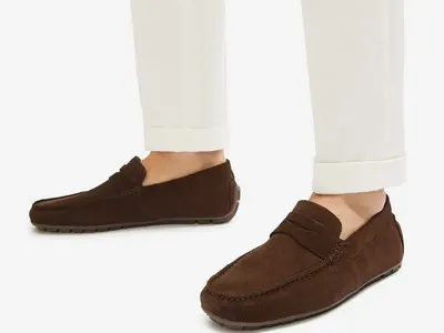 Какви обувки да носите с летен костюм? Надеждни съвети за мъже