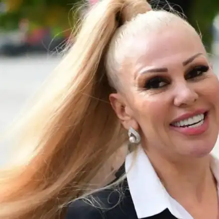 Луна си купи апартамент на Босфора