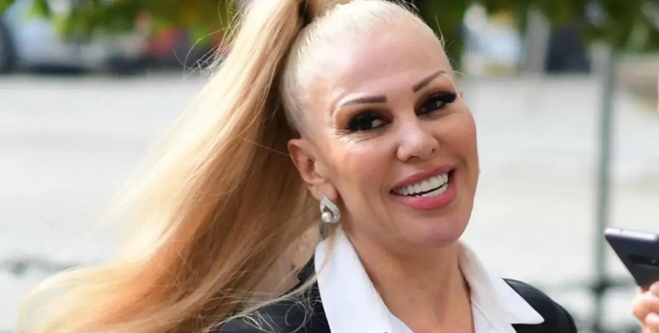 Луна си купи апартамент на Босфора