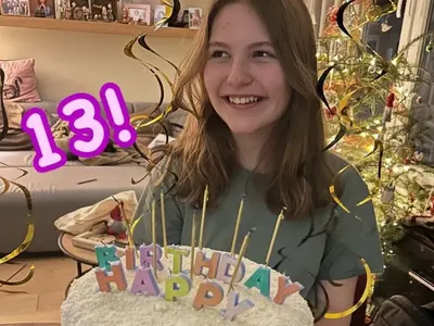 Малката щерка на Кирил Петков слага филъри в устните? (СНИМКИ)