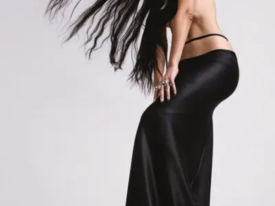 Михаела Филева е черна русалка (ФОТО)