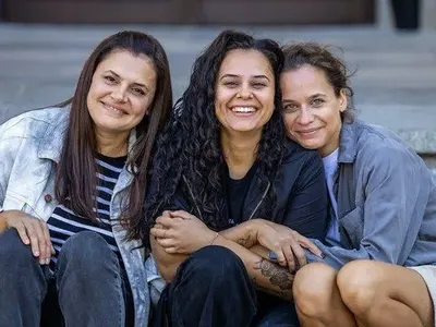 НА КОСЪМ: Елена Телбис пребори заболяване на гърдата