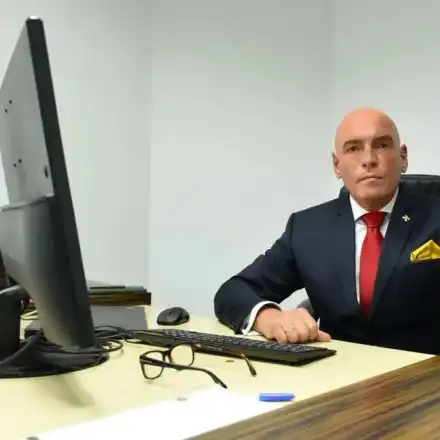 На многая лета! Защитникът на онлайн мрежата Явор Колев днес празнува 61 години!