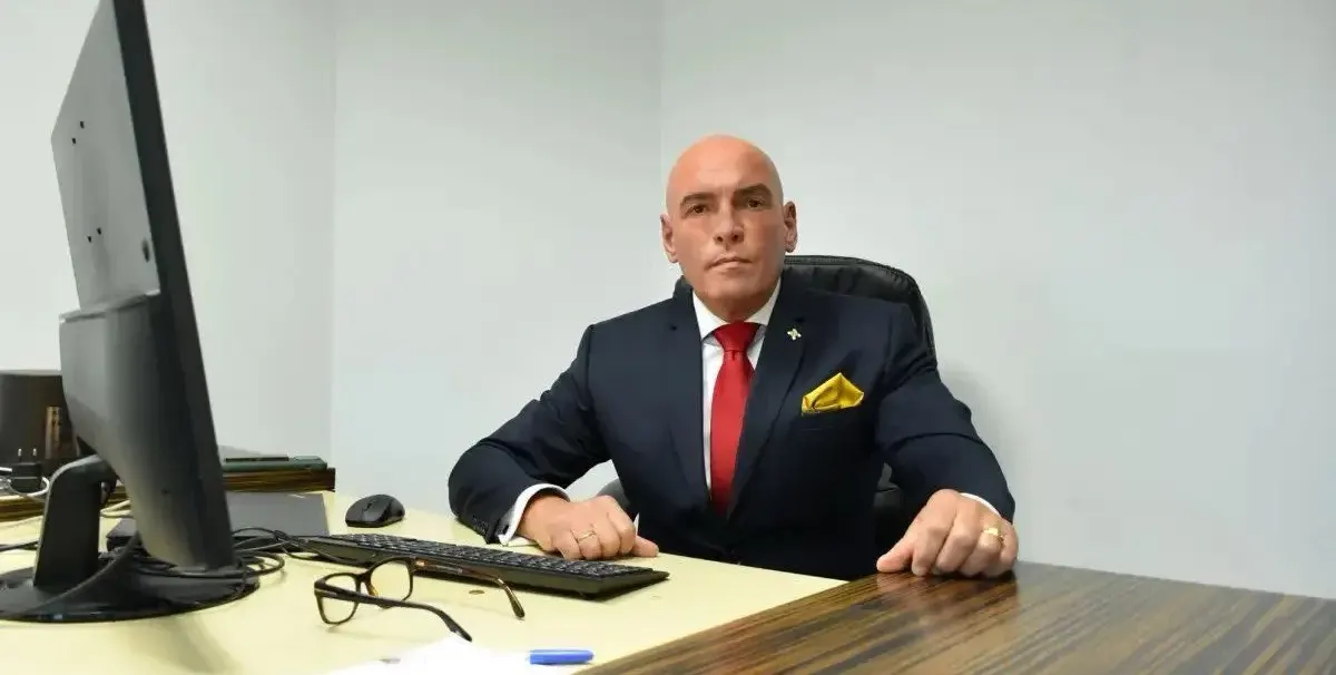 На многая лета! Защитникът на онлайн мрежата Явор Колев днес празнува 61 години!