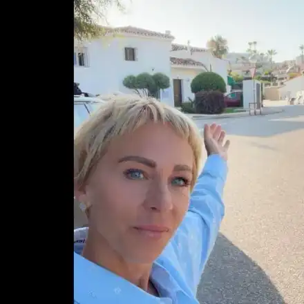 Нана Гладуиш на 51:  Не съм емигрирала, а съм мигрирала