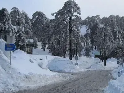 Необичаен априлски сняг падна във...