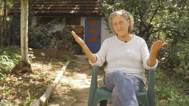 Нешка проходи 2 месеца след  сакатлък в двора