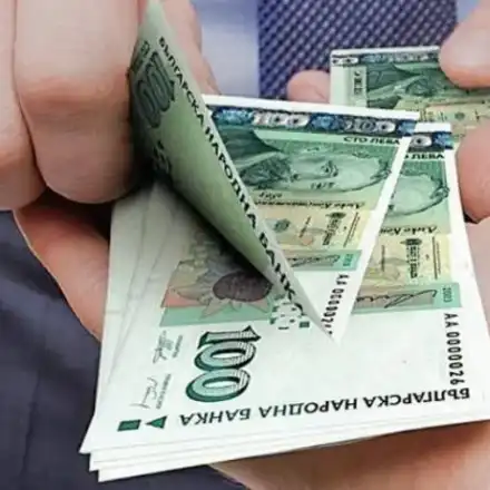 Падна рекетьорска такса, оскъпявала бързите кредити