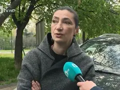 Паяк потроши коли с автомобил на актриса