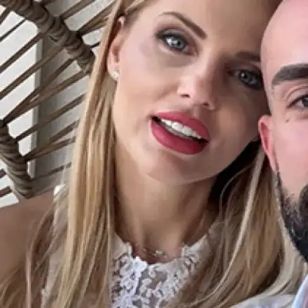 Пикантни подробности: Шарлопова не може да се нахвали с младия си любовник