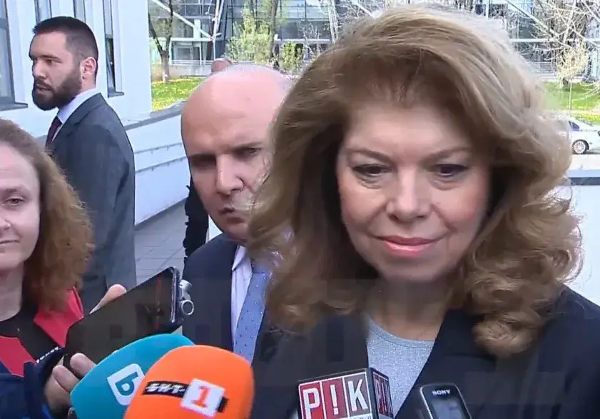 Позор! Защо Илияна Йотова отиде на седянка с деребеите? Илхан Кючук хвърли мръсно петно върху България