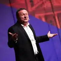 Пред всички: Рачков предлага брак!