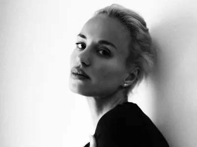 Радина крие тайна стихосбирка! Страхува се от критика