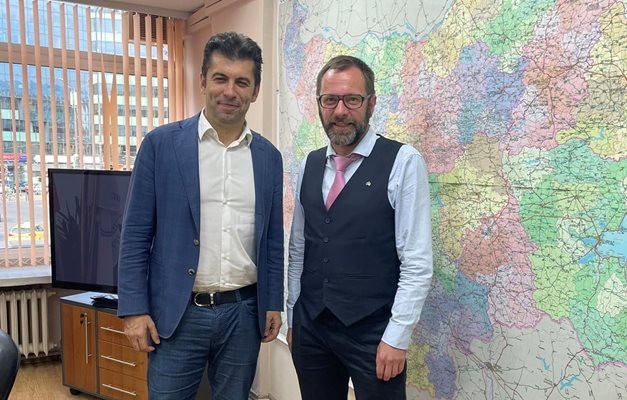 Разкритие! Главният виновник за смъртта на 12-годишната Сияна - шефът на АПИ Йордан Вълчев, бил пудел-касичка на “Промяната” 